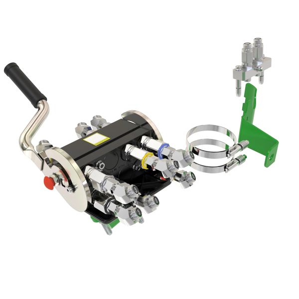 BXX10186: 3 Function Hydraulic Quick Connect Coupler